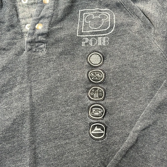 Disney 1/4 Button Down Mickey Sweater Men’s Size Extra Large - Picture 4 of 12